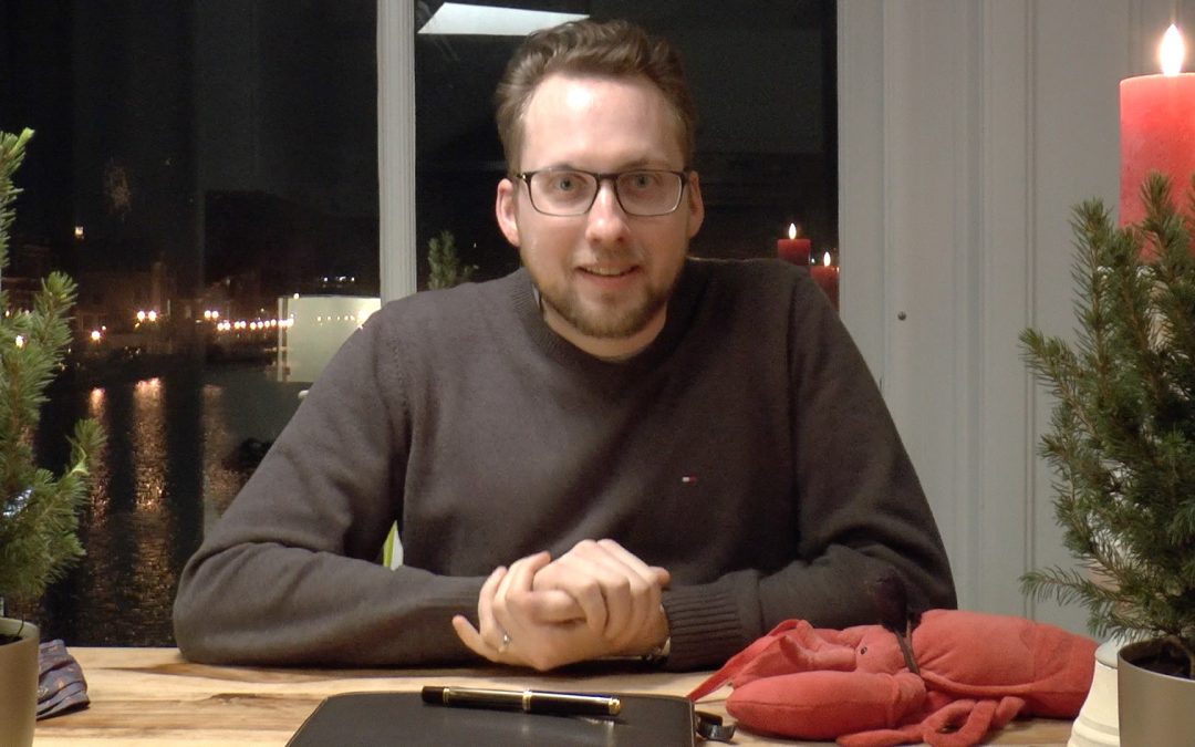 SBRE Brown Endorses InCoWriMo!